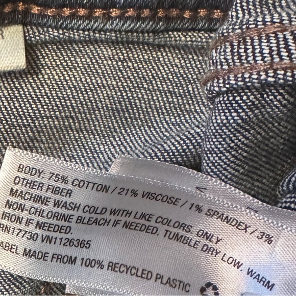 Universal Thread - Indigo - Size 14 - stretch Jean - Picture 3 of 3